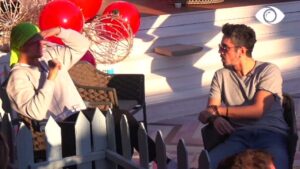 Po si more nuk qenka fuqi/ Amos përplaset me Kristin: Sot gratë po i rrisin fëmijët vetëm!