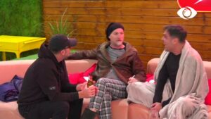 Imitimi i kafshëve, Genti “shkrin” me të qeshura banorët