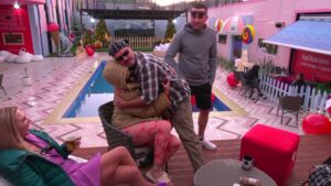 Me kë nga djemtë do i bëje të gjitha në shtëpi? Kejvina nuk mendohet fare: Me Herionin!