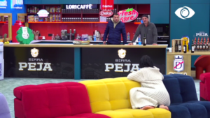 Hoqi lentet, u bë njeri tjetër, Luizi komenton Tean, Mikela ndërhyn