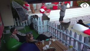 Olta e nervozuar: Na akuzoni ne për gjëra që ju na i sillni këtu!