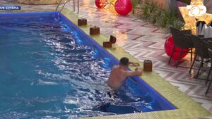 Rikthehen biletat e fatit? I preferuari i shtëpisë Luizi, zhytet në pishinë për të kërkuar përgjigjen