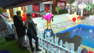 Tani mund të këndoj deri nesër/ Kiara në krahët e Luizit