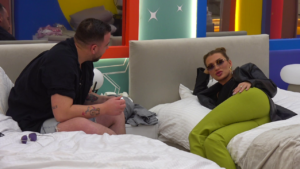 Ariana paralajmëron Ronaldon: Atij i kanë thënë të ketë kujdes me ty