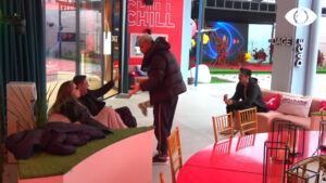 “E ke ëndërr të bëhesh si unë”/ Luizi bisedon me Oltën