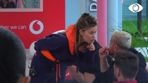 ‘Po e kruan shumë, po të sheh burri’/ Degradon debati mes Oltës dhe Luizit