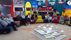 “Vëllai i Madh” u jep mundësi banorëve të nxjerrin Efin e Luizin nga izolimi në këmbim të 10 mijë eurove…