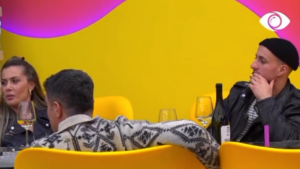 Dea dhe Kejvina ngacmojnë Kristin/ ‘Çfarë mendimi ke për pëlqimin e Kiarës ndaj teje’?