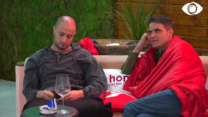 Jeni larguar nga unë/ Olta bisedon me Armaldon dhe Kristin