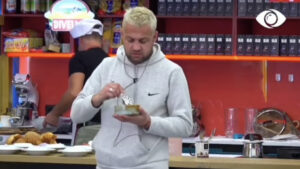 Luizi në nominim: Valixhen ma bën gati Kiara nëse iki