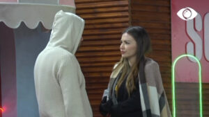 Nuk je 15 vjeç/ Biseda mes Kiarës dhe Luizit