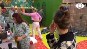 Momente gazmore/ Banorët shkrihen së qeshuri me Gentin