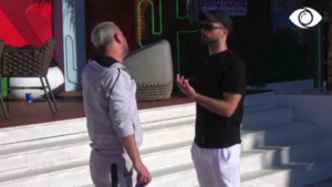 S'ia ndaj sytë asnjë moment, Luizi diskuton me Enin