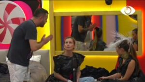 Qorre je vetëm ti/ Luizi-Kiarës: Dhe nëse marokenët e shohin këtë, do e kuptonin