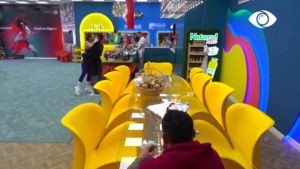 Olta puth në buzë Kiarën, para syve të Luizit