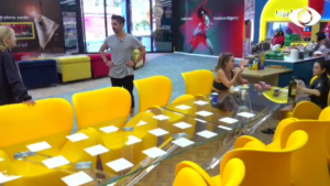 Amosi lidh Dean me litarë/ Olta: Ju jeni çift, por akoma nuk e dini!