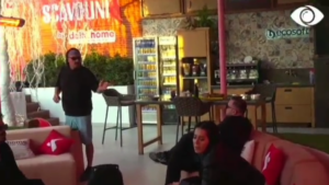 Kush të foli ty, a je çmendur?/ Ronaldo përplaset me Herionin: S'ke turp!