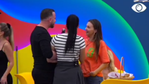 A mendon që do dashurohesh brenda shtëpisë?/ Ja si përgjigjet Kiara!