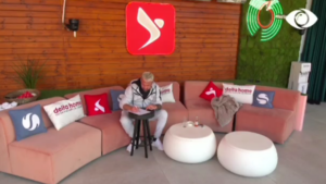 Kur pashë atë princeshë, i gjithë trupi m'u ngrit peshë, Luizi shkruan poezi për Kiarën