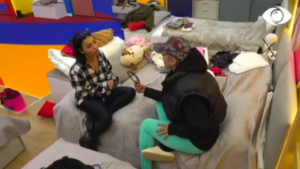 Mos më shiko keq/ Kejvina përballet me Mikelën: Na hëngre avash!