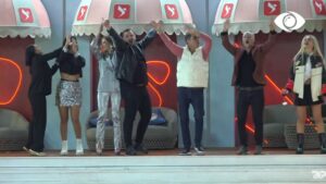 Efekti i Vitit të Ri! Olta dhe Zhaklina përqafojnë një-tjetrën! Festë në  BB VIP 2