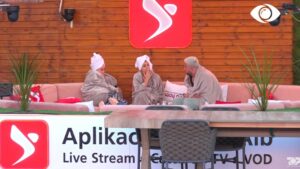 Luizi: Më ke zhgënjyer totalisht! Dea: S'mund të të lejoj ty..