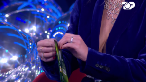 Mundësia e artë! Zhaklina humbi një biletë vajtje-ardhje me largimin nga shtëpia!