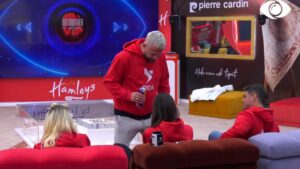 Kiara diskuton me Luizin: Këto ironi mos i bëj me mua!