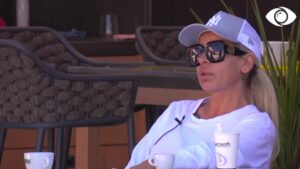 Valbona e mërzitur me Luizin dhe Kiarën