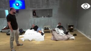 Luizi dhe Olta plan si të dalin nga burgu/Maestro:Nuk jam dakord!