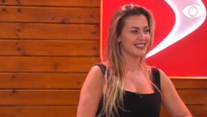 Mbrëmja e vajzave/Cila është fjala që i pëlqen të dëgjojë Oltës kur bën dashuri?