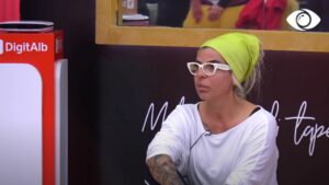 Valbona, si lider i shtëpisë nis ndarjen e detyrave!