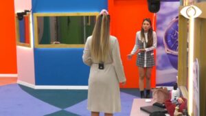 “Mos më bërtit mua”/Kiara debaton me Oltën:Mos më jep urdhra!