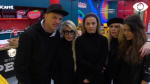 Banorët thirrje publikut të solidarizohet më ndihmë të të prekurve nga tërmeti në Turqi e Siri