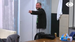 Unë jam shumë besnike ndaj Kristit/ Luizi shkrihet me Oltën