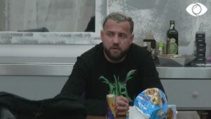 Ai i'a nxori planin Maestros/ Luizi-Kristit: Ti je besnik me mua unë me ty!