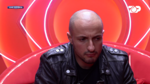 Kristi ka një lidhje jashtë? Çfarë tha ai për këtë situatë dhe për pëlqimin e Keisit!