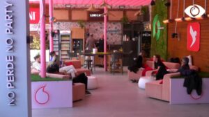 Çfarë vendosët për 6-majin?/ Banorët bisedojnë rreth vendimit për shtyrjen e Big Brother