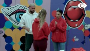 “Duhet  të të vijë turp”/ Olta-Kiarës: Dole një njeri i ftohtë, por mbase kjo je ti!     