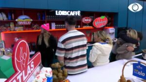 E dashuruar brenda shtëpisë/ Lorenci e pyet me kë, Keisi përgjigjet: E kam përballë... 