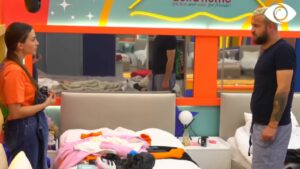 Kiara: A ke respekt?/ Luizi: A ke zemër?