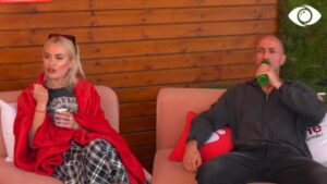 Po e mban mirë me të dyja palët/ Kristi-Deamishelit: Po e bën pak lojën e Armaldos