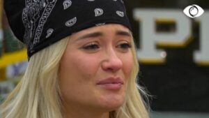 “Ti luan bukur dhe butë e mençura ime”/ Deamishel përlotet nga mesazhi i së ëmës