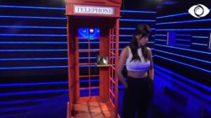 Jemi të gjithë mirë/ Jori bisedon me të ëmën 