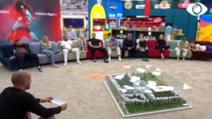 Sekretet /Banorët përpiqen të gjejnë cili sekret i përket cilit