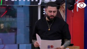 Zarf i bardhë/ Banorët do të realizojnë 'Karaoke Night' me muzikë shqiptare