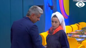 “Ke formë shumë agresive”/ Olta debaton me Qetsorin për grupet: Pse drejtohesh kështu?