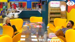 “Duan të  jenë dy polet e shtëpisë”/Dea-Shpatit: Nuk jam me asnjërin!