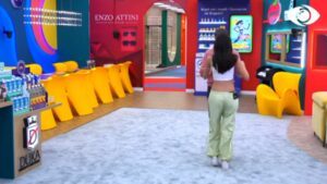 Jori i mëson hapat e kërcimit Armaldos 