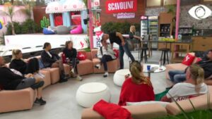 Qetsori i kërkon falje Armaldos